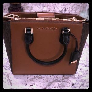 Michael Kors Crossbody purse.  Used 1 week.